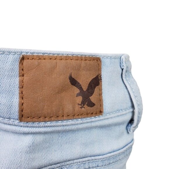 American Eagle Womens Light Wash Distressed Hi-Rise Shortie Shorts Size 0 - Picture 4 of 5